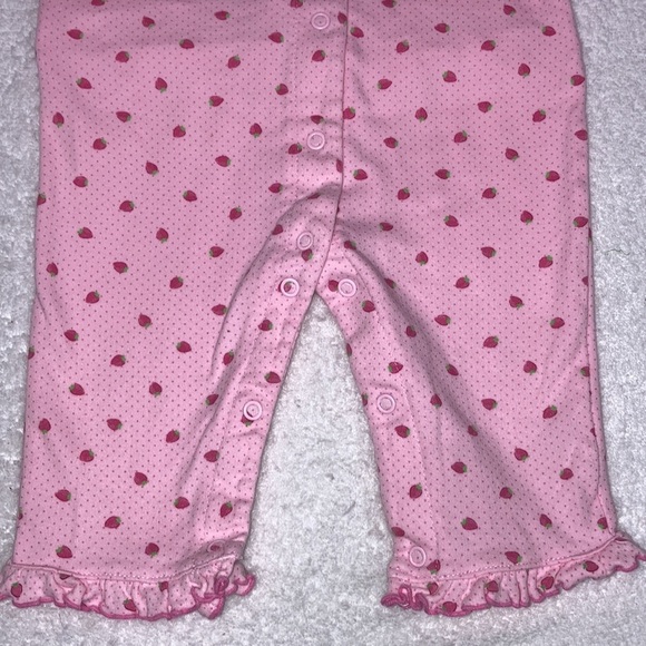 Carters pink strawberry ruffle bottom romper 9 m - Picture 3 of 9